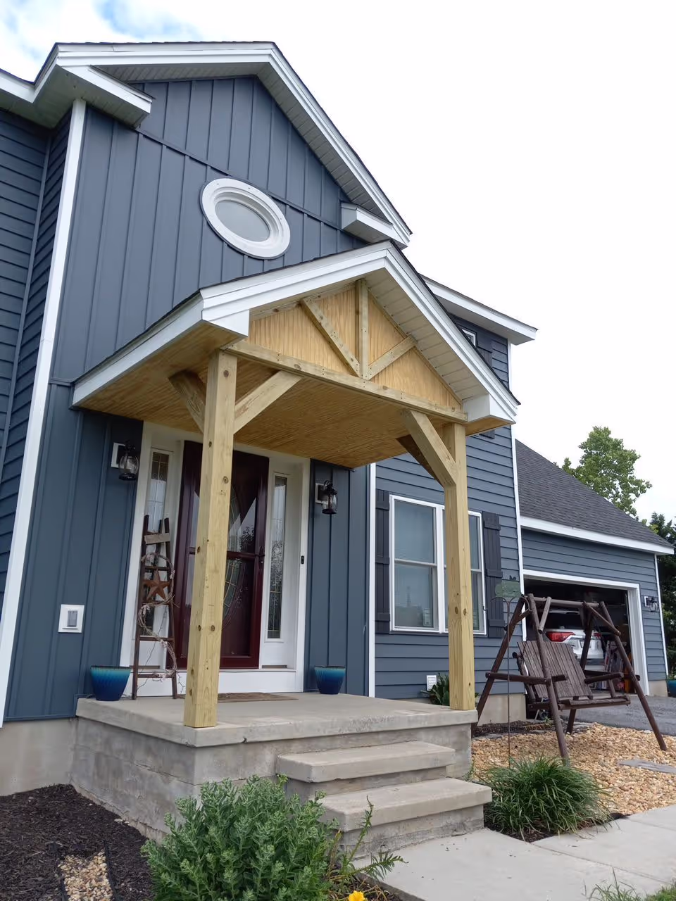 Roof, Siding, Windows, & Roof Over Deck, Martinsburg: project view 8